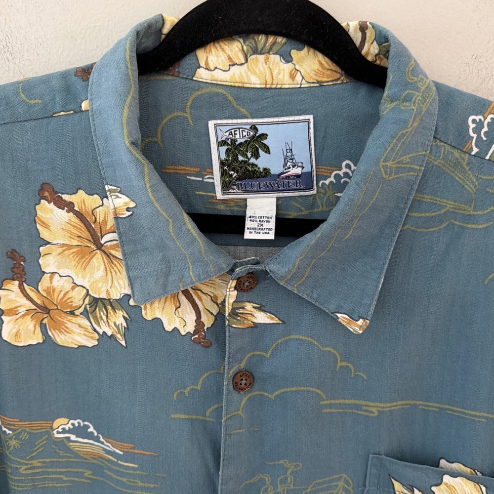 AFTCO Bluewater Mens‎ 2X Blue Floral Hibiscus Cotton Rayon Button Down Shirt USA